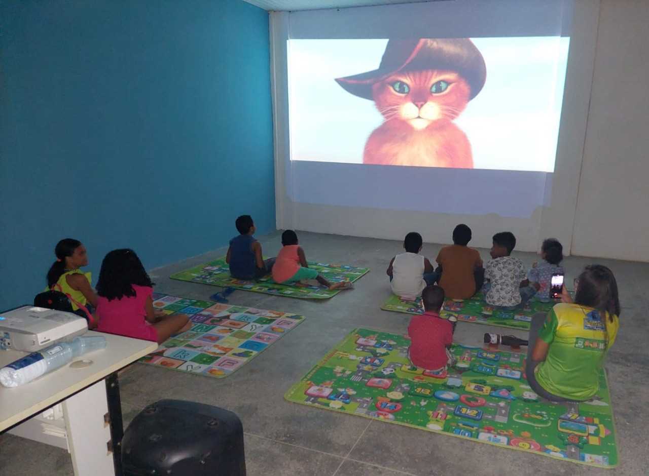 Camacã: Começou o Projeto Biblioteca de Verão